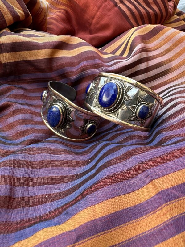 Antique afghan lapis handcuffs - Image 2
