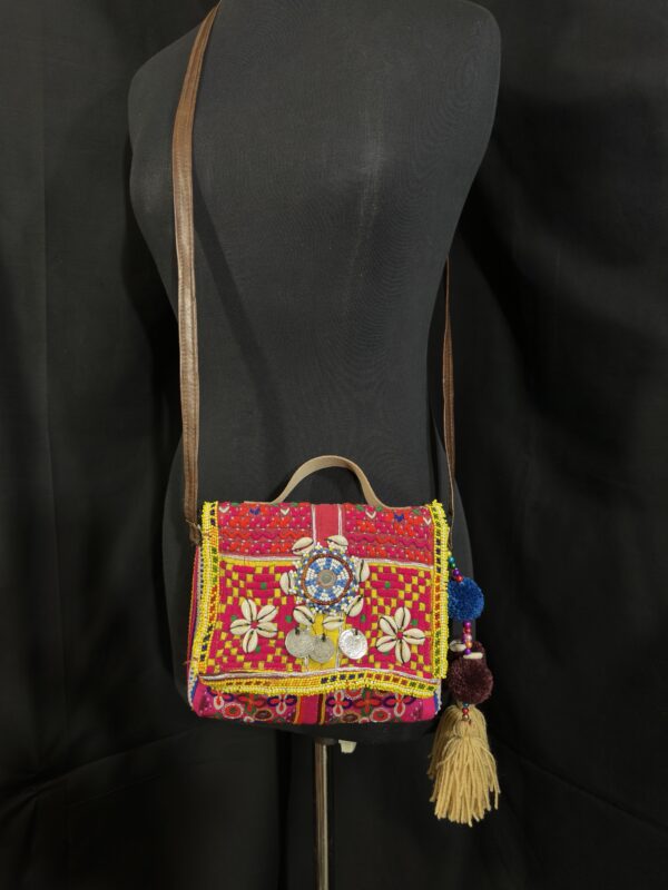Banjara sling bag - Image 2