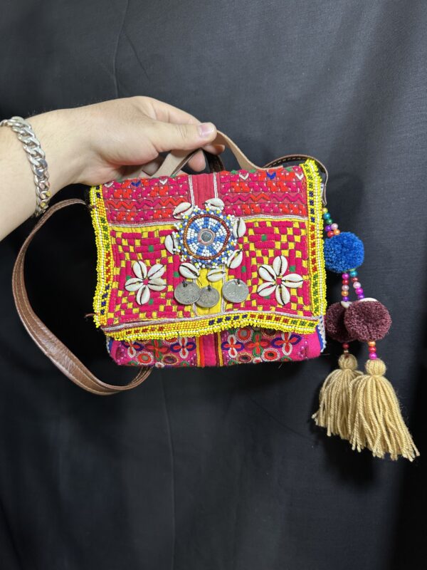 Banjara sling bag