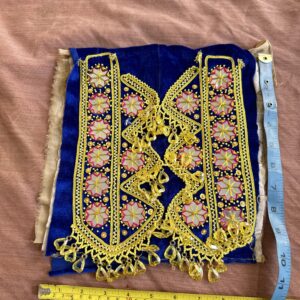 Embroidery neckline