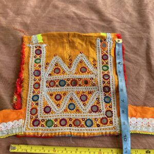 Embroidery neckline