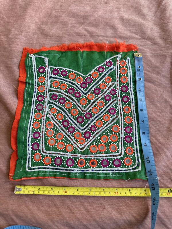 Embroidery neckline