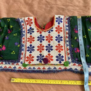 Embroidery neckline