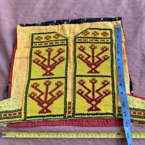 Embroidery neckline