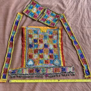 Embroidery neckline