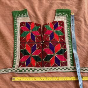 Embroidery neckline