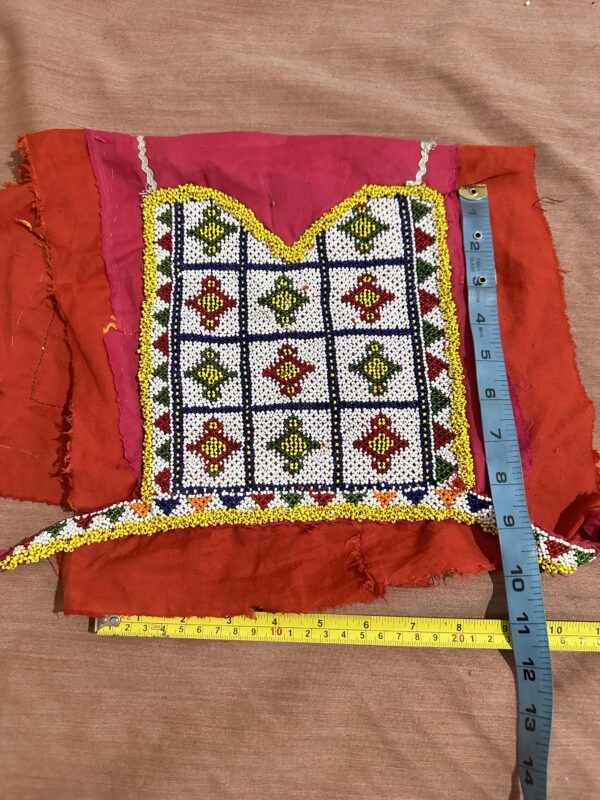 Embroidery neckline