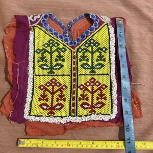 Embroidery neckline