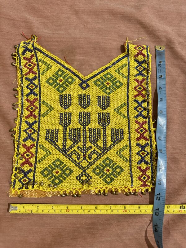 Embroidery neckline