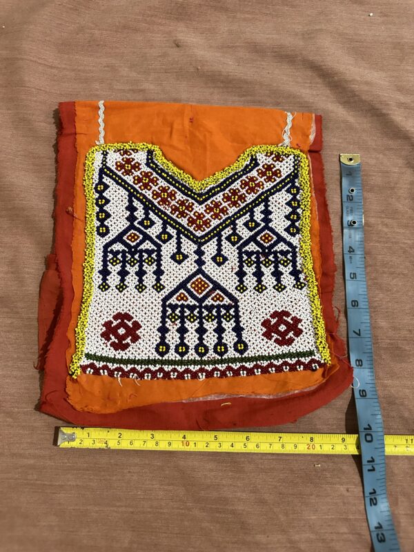 Embroidery neckline