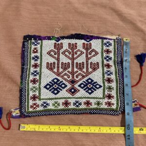 Embroidery neckline
