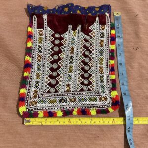 Embroidery neckline