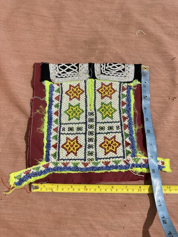 Embroidery neckline