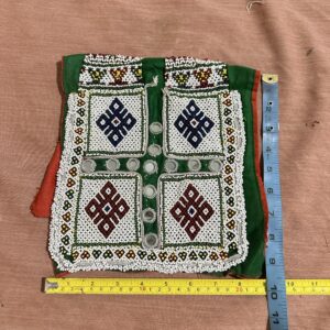 Embroidery neckline