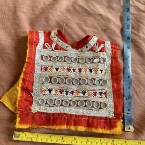 Embroidery neckline