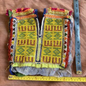 Embroidery neckline