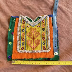 Embroidery neckline