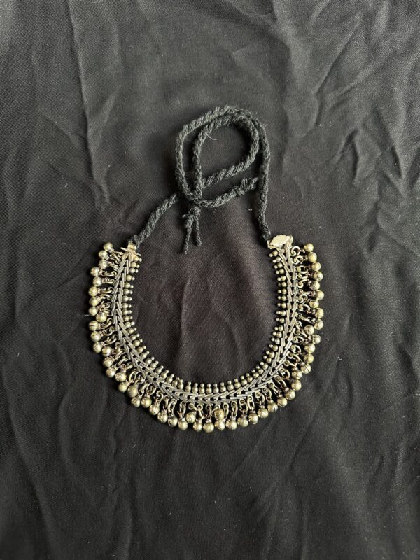 Namakpara vintage choker - Image 2