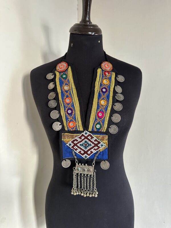 Vintage embroidery necklace