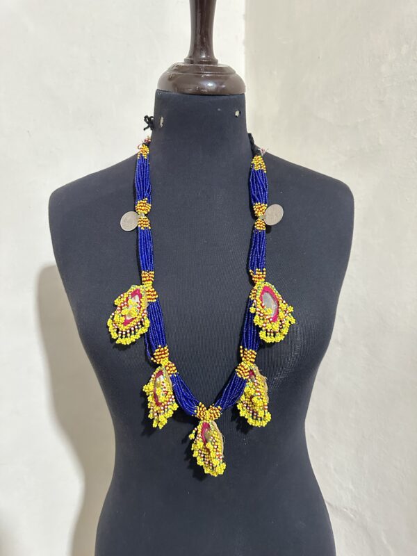 Beads necklace