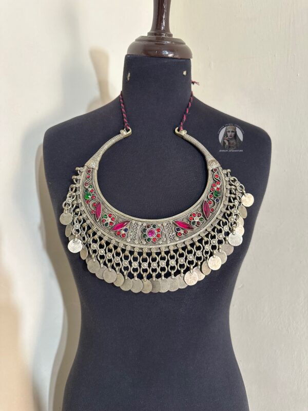 Vintage Neck-ring Choker - Image 3