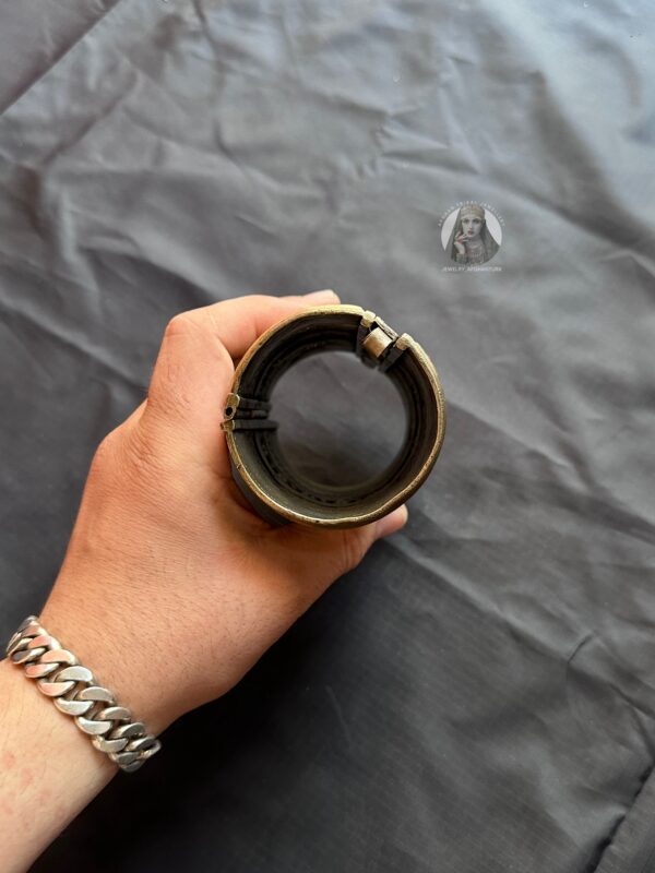 vintage handcuff bracelet - Image 4