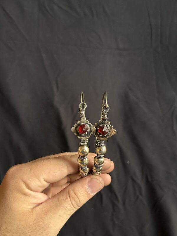 Vintage hoops earrings - Image 3