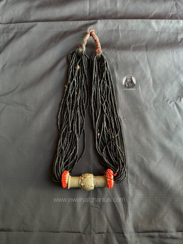 Vintage kuchi beads necklace - Image 2