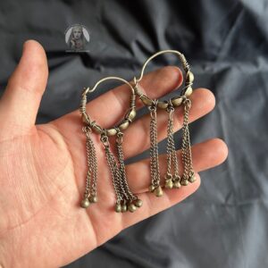 Classic hoops earrings