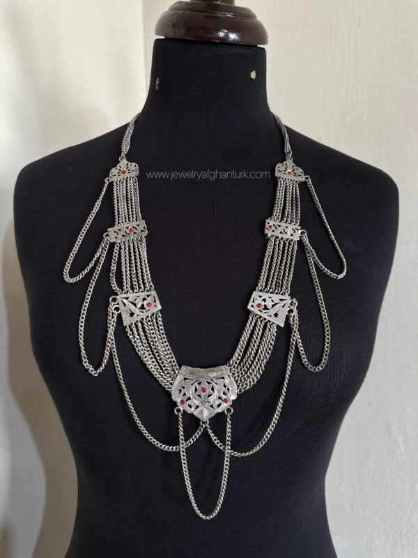Silver polished necklace