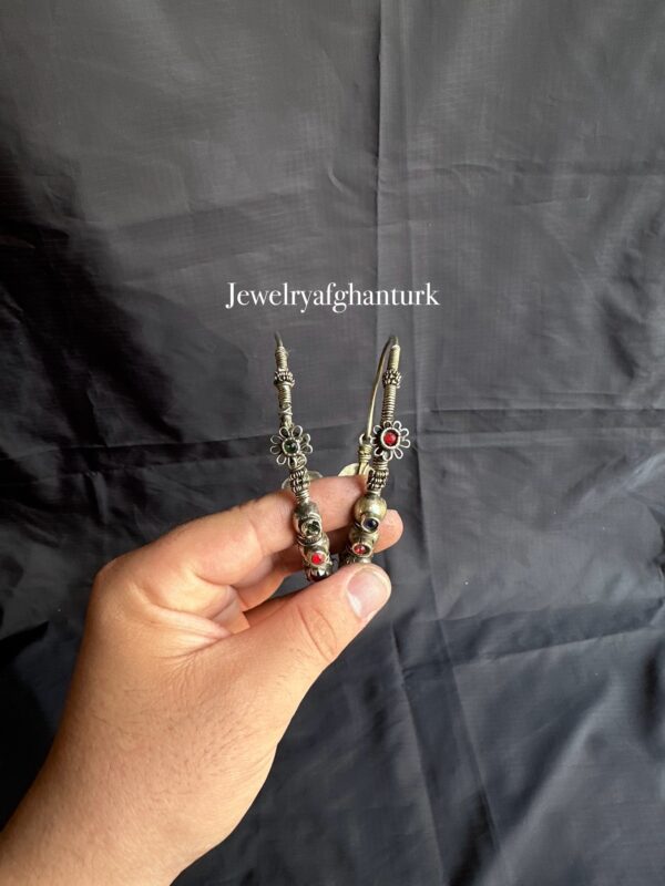 Vintage hoops earrings - Image 6