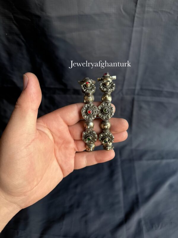 Vintage hoops earrings - Image 5
