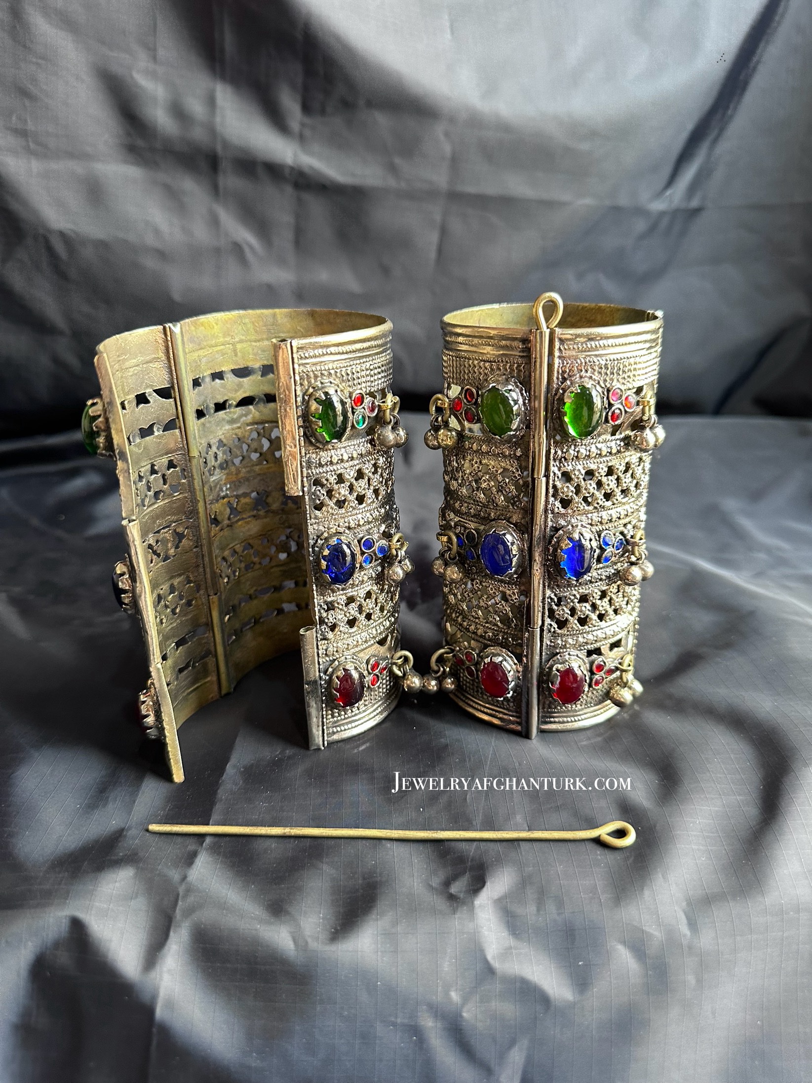 Vintage kuchi Hand bracelet - Image 2