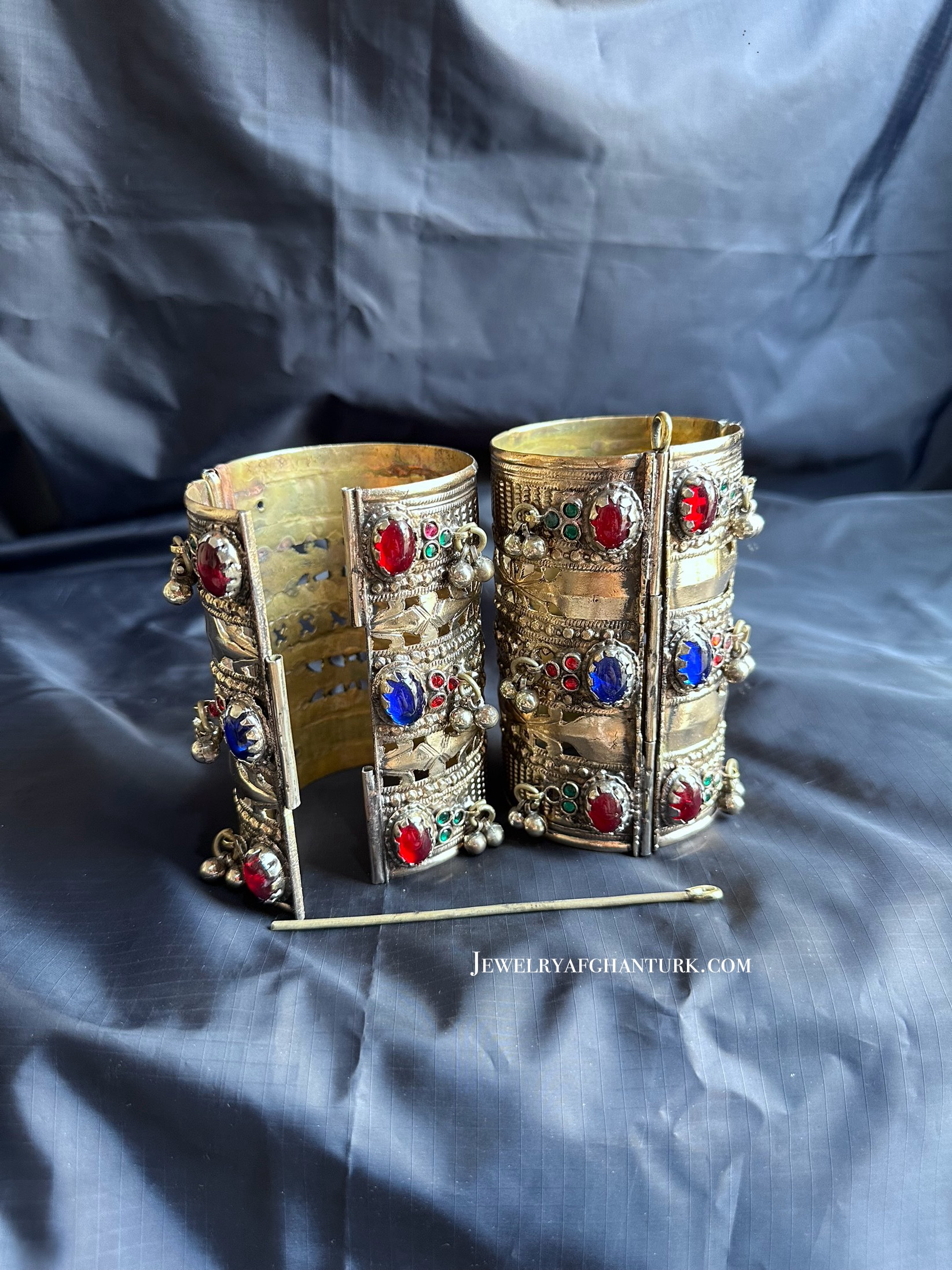 Vintage kuchi Hand bracelet - Image 2