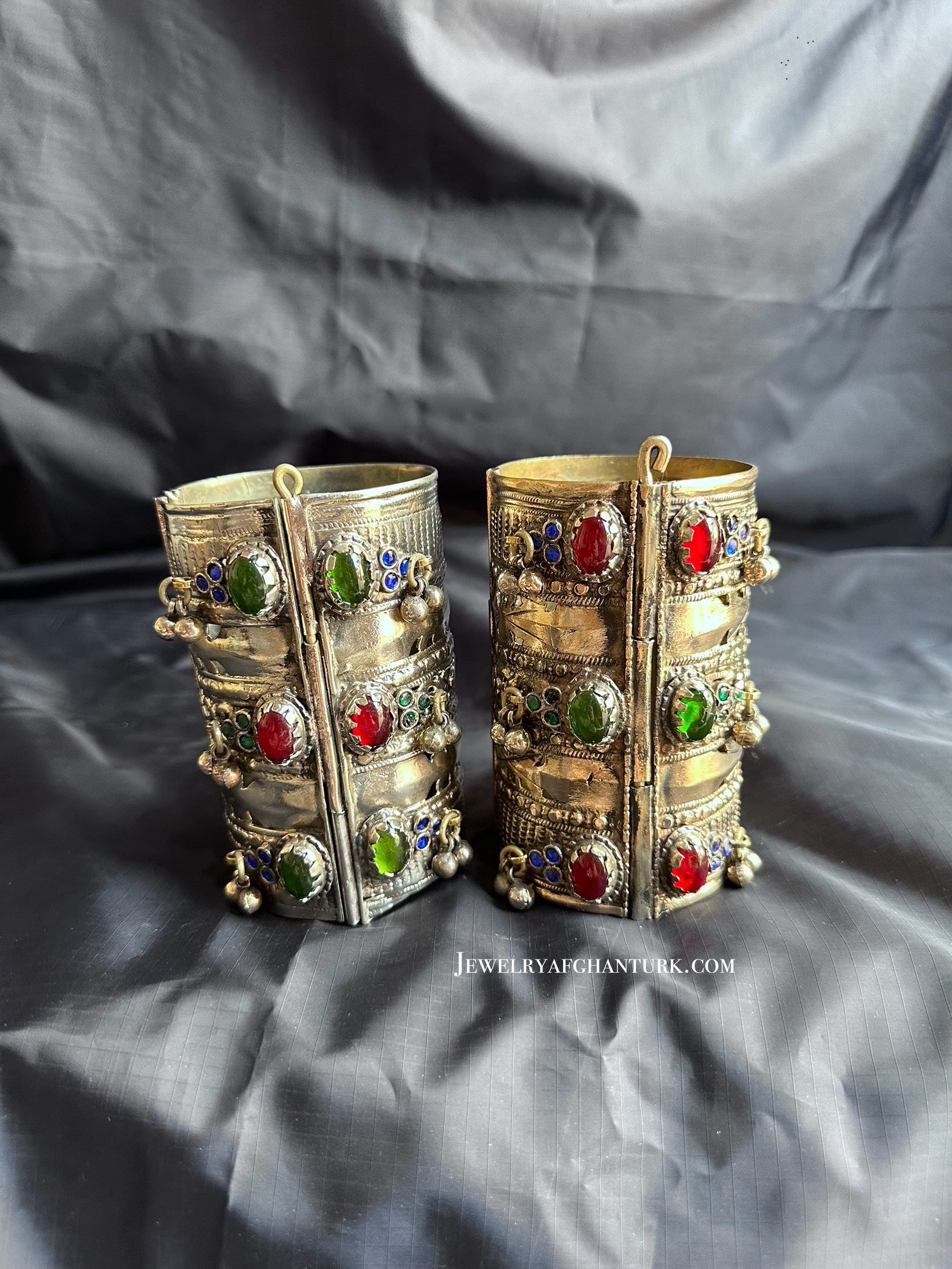 Vintage kuchi Hand bracelet