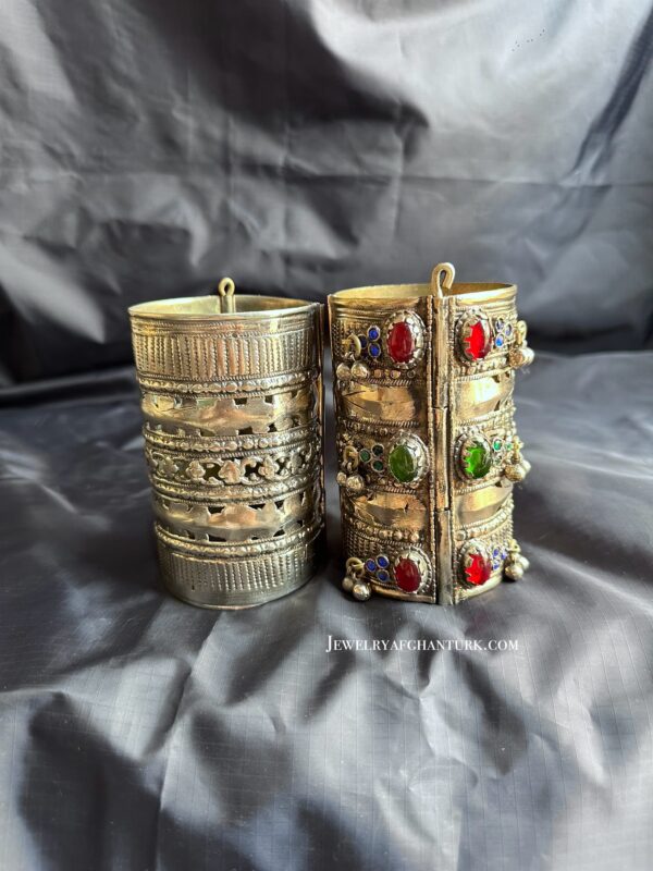 Vintage kuchi Hand bracelet - Image 2