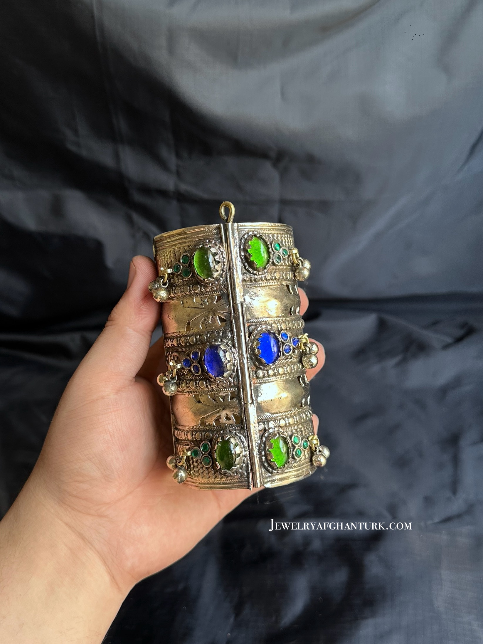 Vintage kuchi Hand bracelet