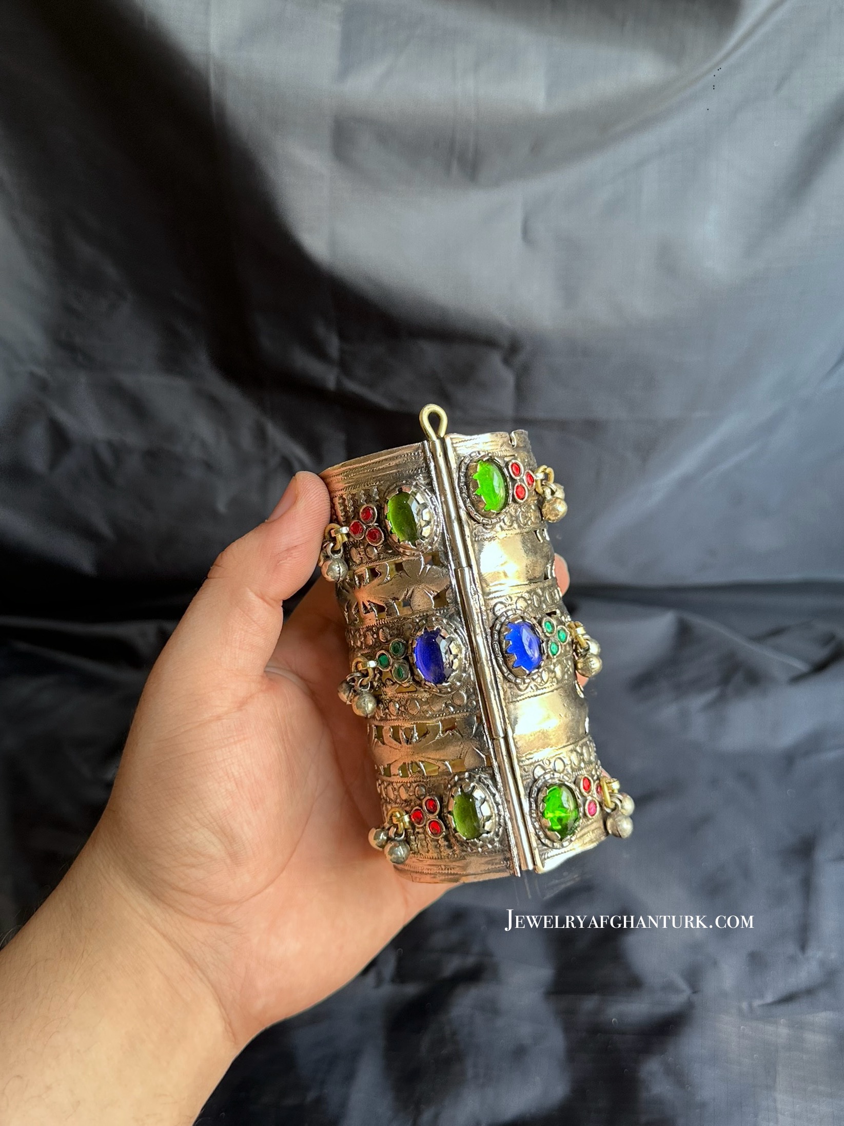 Vintage kuchi Hand bracelet