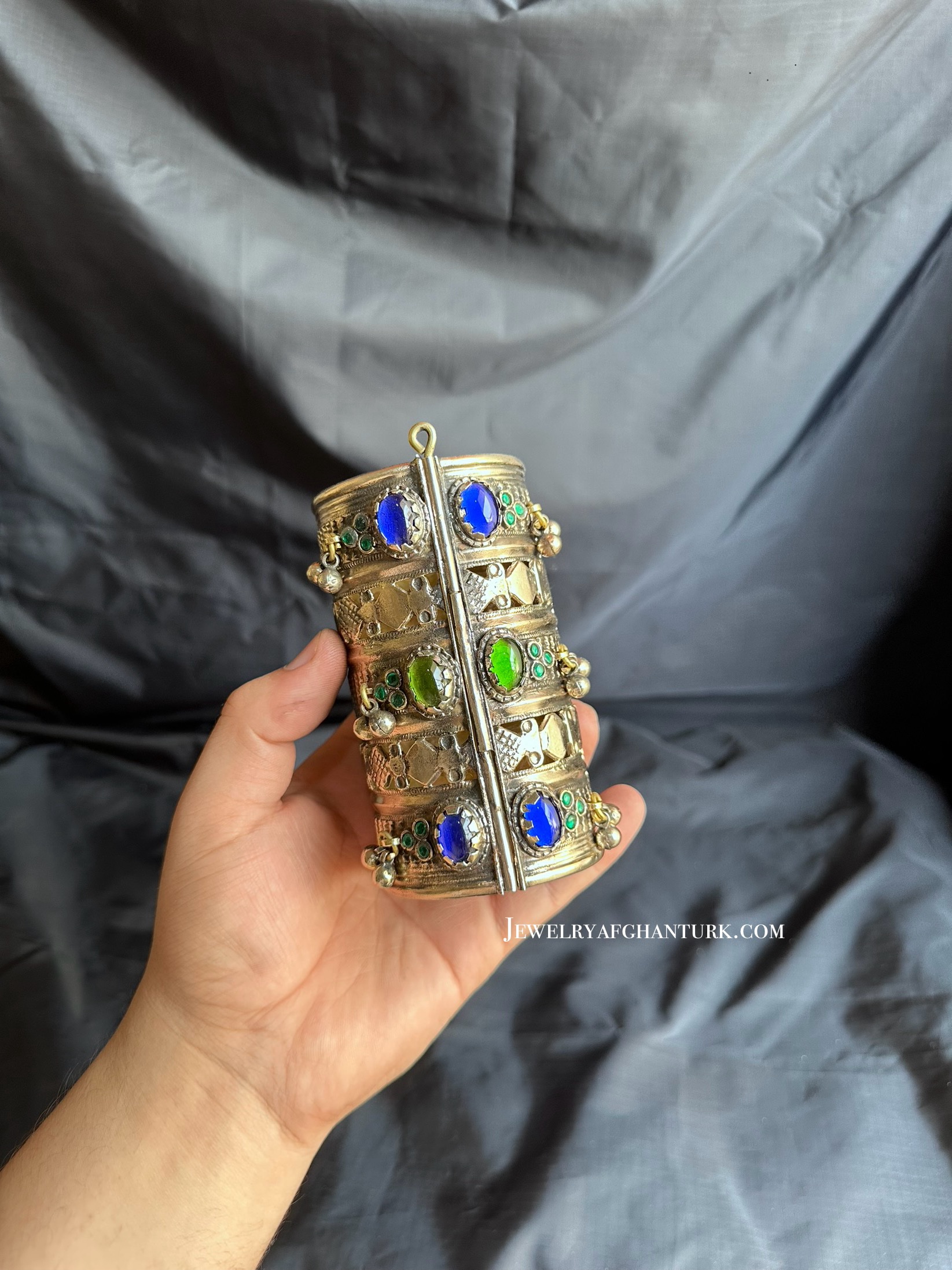 Vintage kuchi Hand bracelet