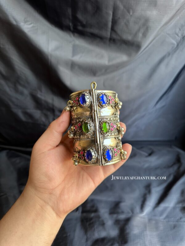Vintage kuchi Hand bracelet