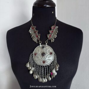 Kashmiri necklace