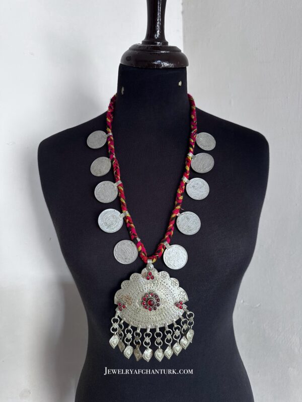 Kashmiri necklace