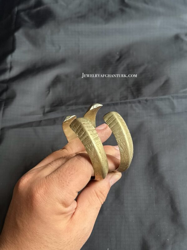 Vintage hand cuff - Image 3