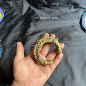 Vintage hand cuff