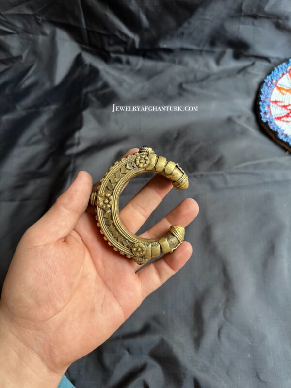 Vintage hand cuff - Image 3